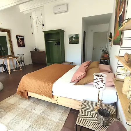 Cabrida Bed and Breakfast Cabrières-dʼAvignon